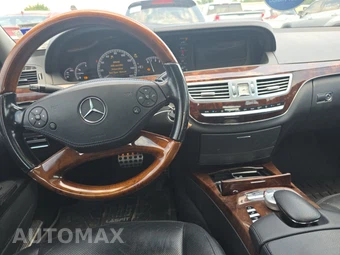 2010 Mercedes-Benz S 550 - miniatura 11