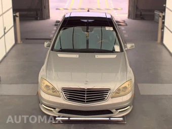 2010 Mercedes-Benz S 550 - miniatura 2