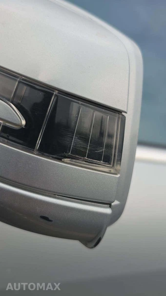2010 Mercedes-Benz S 550 - miniatura 21