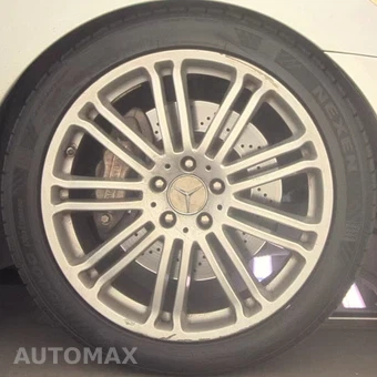 2010 Mercedes-Benz S 550 - miniatura 30