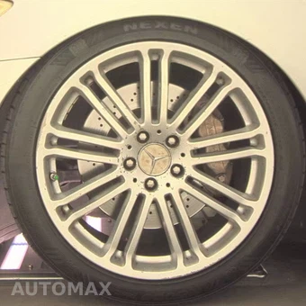 2010 Mercedes-Benz S 550 - miniatura 47