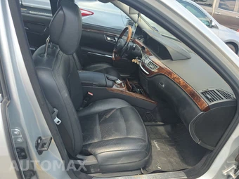 2010 Mercedes-Benz S 550 - miniatura 8