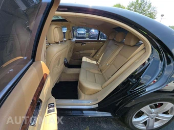 2010 Mercedes-Benz S 550 - miniatura 13