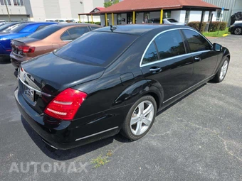 2010 Mercedes-Benz S 550 - miniatura 3