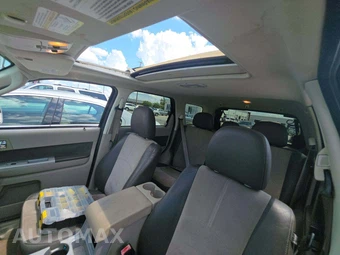 2010 Mercury Mariner Premier - miniatura 11