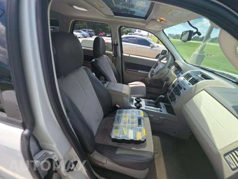 2010 Mercury Mariner Premier - miniatura 18