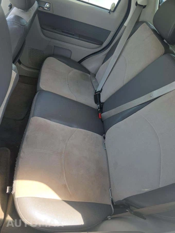 2010 Mercury Mariner Premier - miniatura 23