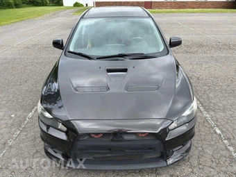 2010 Mitsubishi Lancer Evolution MR - miniatura 12