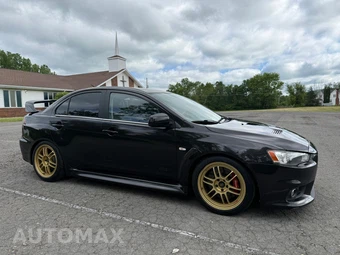 2010 Mitsubishi Lancer Evolution MR - miniatura 2