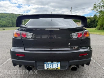 2010 Mitsubishi Lancer Evolution MR - miniatura 6