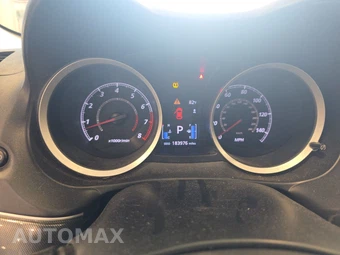 2010 Mitsubishi Lancer Sportback GTS Hatchback – miniatura 12