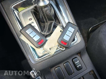 2010 Mitsubishi Lancer Sportback Ralliart Hatchback - miniatura 8