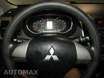 2010 Mitsubishi Outlander ES – miniatura 11