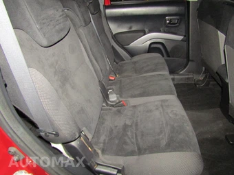 2010 Mitsubishi Outlander ES – miniatura 17