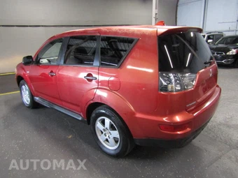 2010 Mitsubishi Outlander ES – miniatura 4