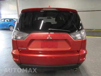 2010 Mitsubishi Outlander ES – miniatura 5