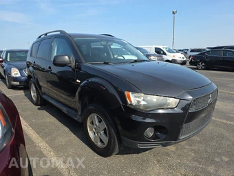 2010 Mitsubishi Outlander ES – miniatura 3