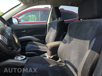 2010 Mitsubishi Outlander ES – miniatura 7