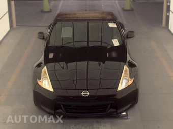 2010 Nissan 370Z Touring Convertible - miniatura 2