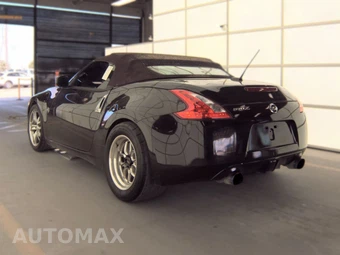 2010 Nissan 370Z Touring Convertible - miniatura 6