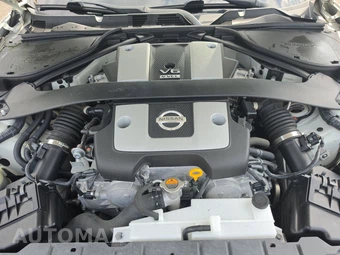 2010 Nissan 370Z Touring Convertible - miniatura 14