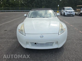 2010 Nissan 370Z Touring Convertible - miniatura 2