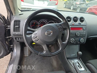 2010 Nissan Altima 2.5 S Coupe - miniatura 10
