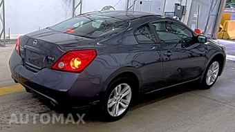 2010 Nissan Altima 2.5 S Coupe - miniatura 4