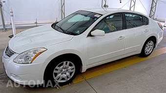 2010 Nissan Altima 2.5 S Sedan