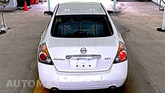 2010 Nissan Altima 2.5 S Sedan - miniatura 5