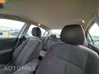 2010 Nissan Altima 2.5 S Sedan – miniatura 11