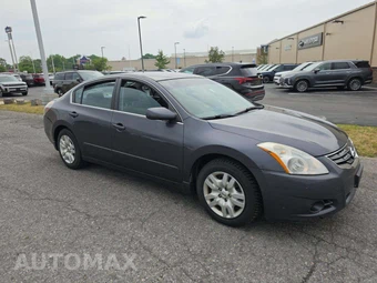 2010 Nissan Altima 2.5 S Sedan – miniatura 4
