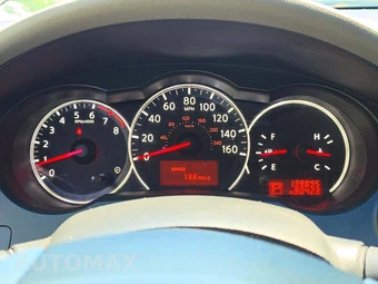 2010 Nissan Altima 2.5 Sedan – miniatura 6