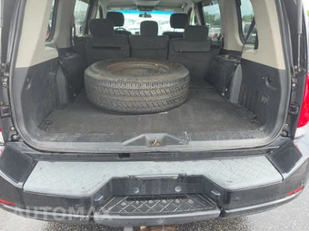 2010 Nissan Armada SE - miniatura 17