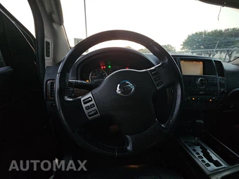 2010 Nissan Armada Titanium – miniatura 10