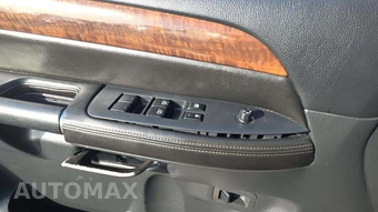 2010 Nissan Armada Titanium – miniatura 26