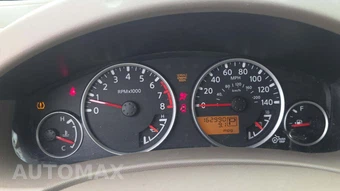 2010 Nissan Frontier LE Crew Cab Medium Bed - miniatura 32