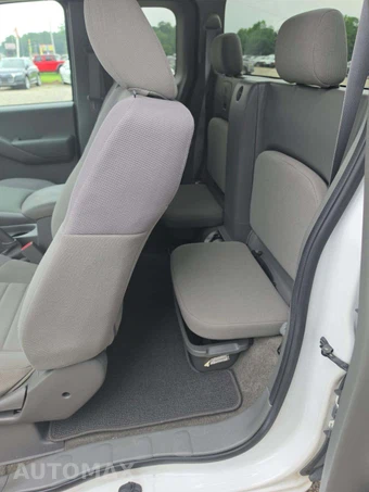 2010 Nissan Frontier XE Extended Cab Medium Bed – miniatura 10