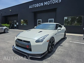 2010 Nissan GT-R Premium