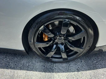 2010 Nissan GT-R Premium - miniatura 11