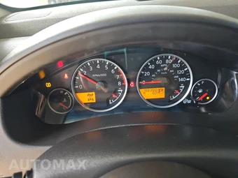 2010 Nissan Pathfinder LE – miniatura 12