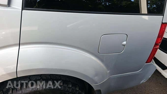 2010 Nissan Pathfinder LE – miniatura 22