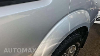2010 Nissan Pathfinder LE – miniatura 39