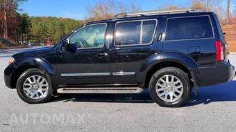 2010 Nissan Pathfinder LE - miniatura 10