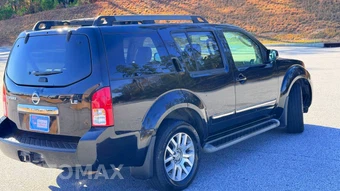 2010 Nissan Pathfinder LE - miniatura 12