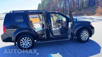 2010 Nissan Pathfinder LE - miniatura 20
