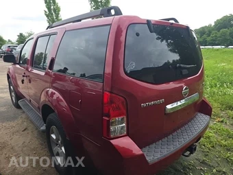 2010 Nissan Pathfinder SE - miniatura 6