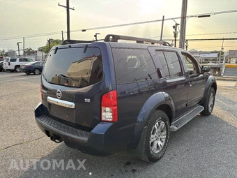 2010 Nissan Pathfinder SE - miniatura 8