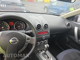 2010 Nissan Rogue S – miniatura 11