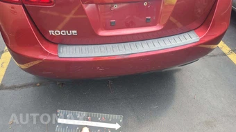 2010 Nissan Rogue S – miniatura 22